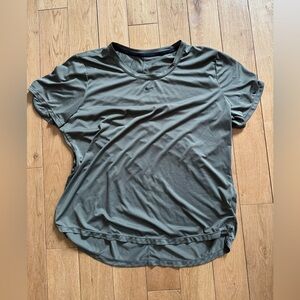 Nike Dri-Fit T-shirt - Large